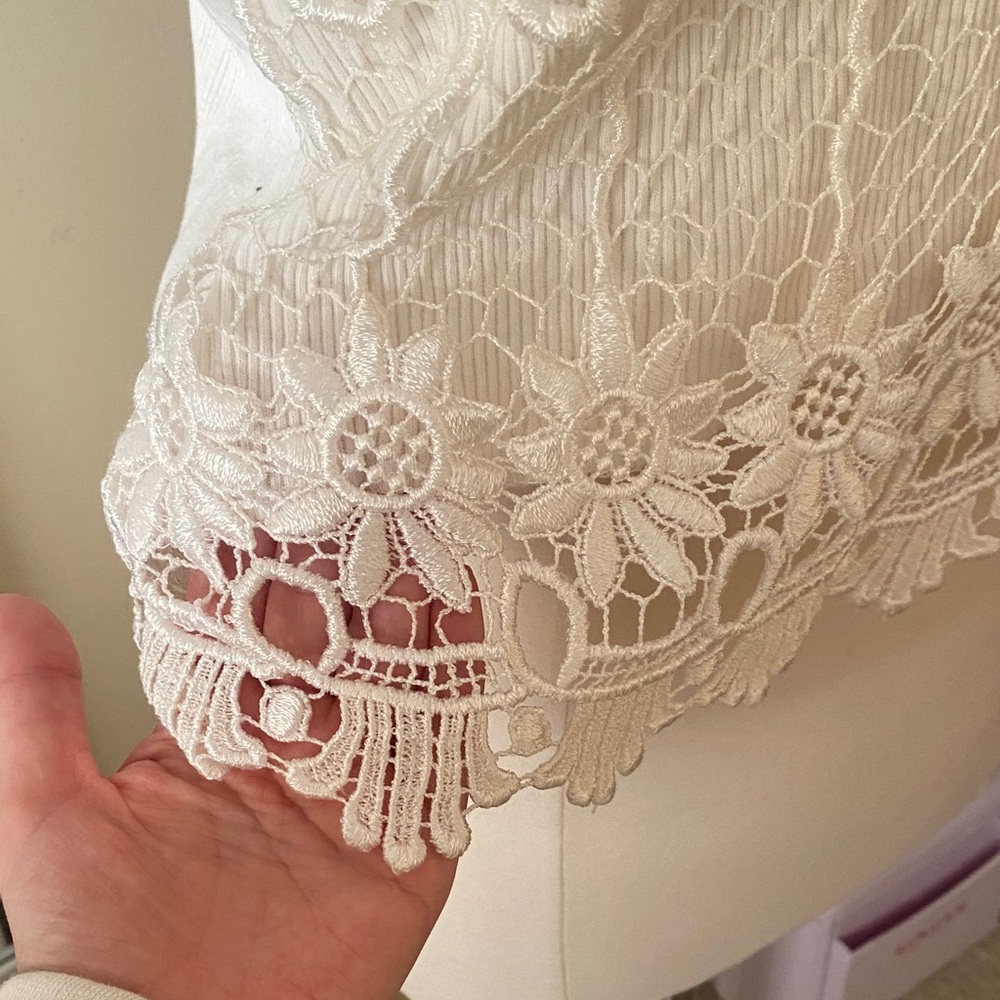 White Lace Crop Top - Picture 3 of 5